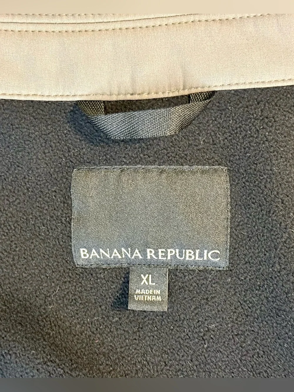 Banana Republic Gray Stone Softshell Jacket Men's XL Fleece Lined NWOT FA21